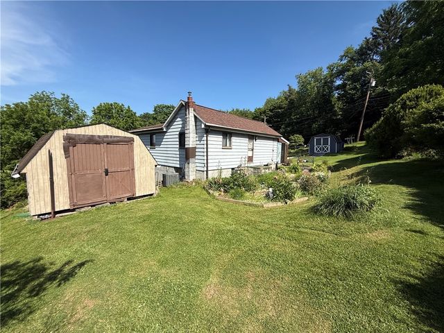 527 Center New Texas Rd, Plum Boro, PA 15239