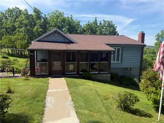527 Center New Texas Rd, Plum Boro, PA 15239