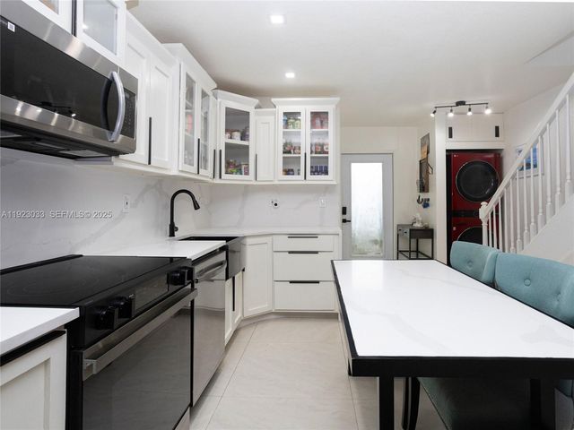 437 SW 3rd Street 2, Miami, FL 33130