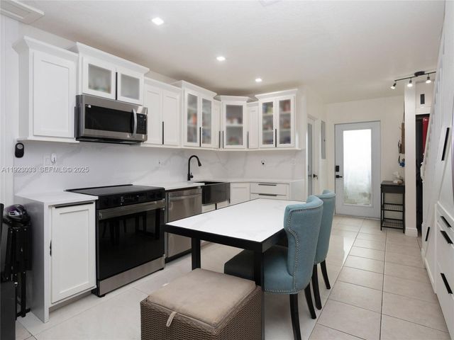 437 SW 3rd Street 2, Miami, FL 33130