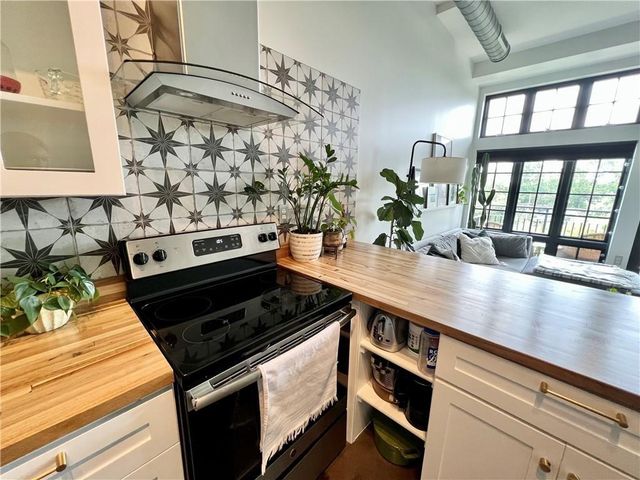 2235 E 6th ST 306, Austin, TX 78702