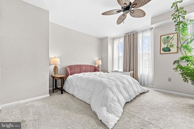 1327 EMERALD ST NE, Washington, DC 20002