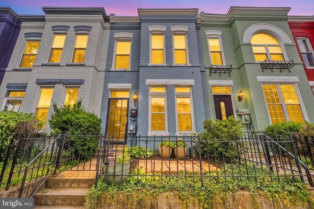 1327 EMERALD ST NE, Washington, DC 20002