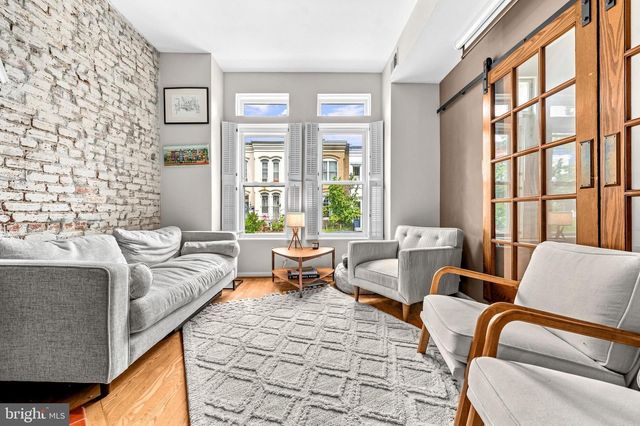 1327 EMERALD ST NE, Washington, DC 20002