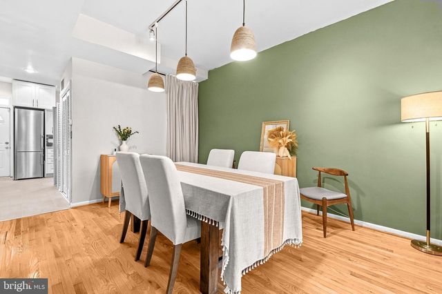 1327 EMERALD ST NE, Washington, DC 20002