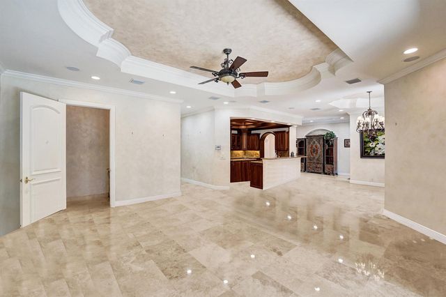 1212 E Lake Drive, Fort Lauderdale, FL 33316