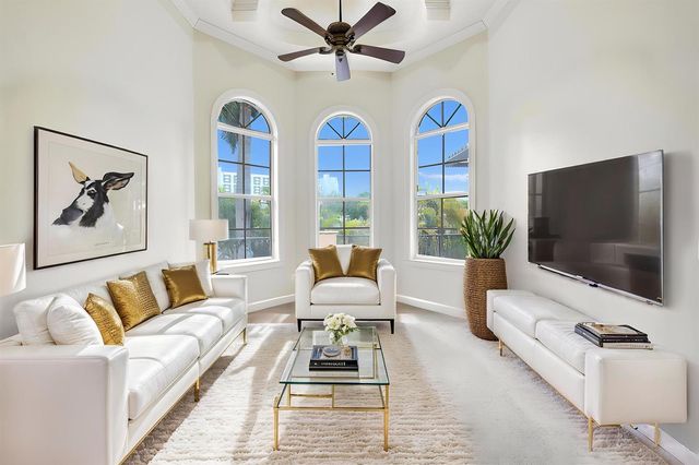1212 E Lake Drive, Fort Lauderdale, FL 33316