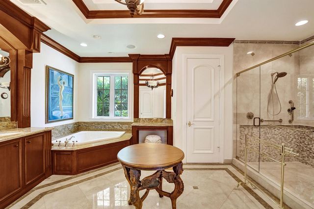 1212 E Lake Drive, Fort Lauderdale, FL 33316