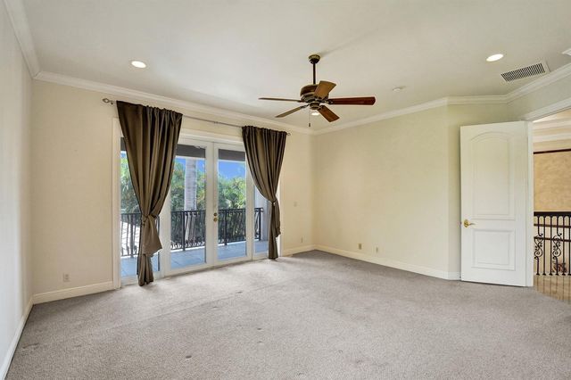 1212 E Lake Drive, Fort Lauderdale, FL 33316