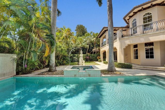 1212 E Lake Drive, Fort Lauderdale, FL 33316