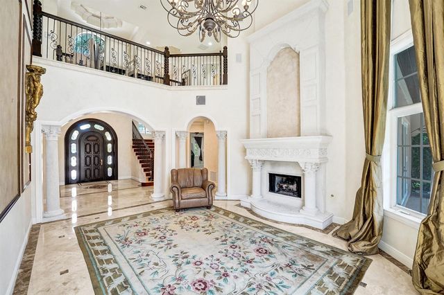 1212 E Lake Drive, Fort Lauderdale, FL 33316