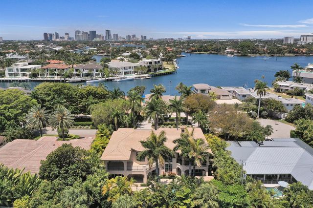 1212 E Lake Drive, Fort Lauderdale, FL 33316