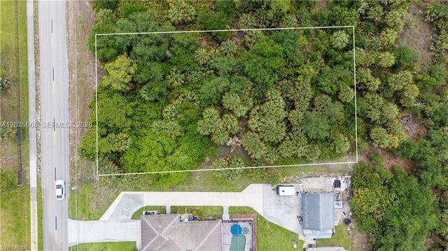 104 E 6th Street, Lehigh Acres, FL 33972