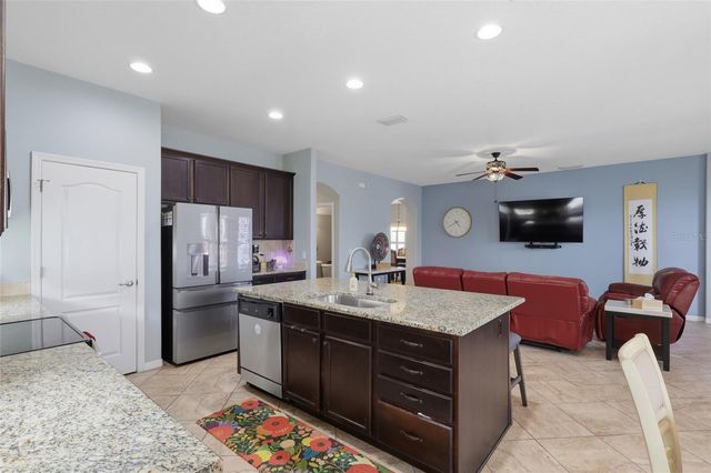 10645 MISTFLOWER LANE, Tampa, FL 33647