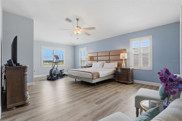 10645 MISTFLOWER LANE, Tampa, FL 33647