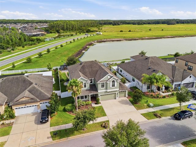 10645 MISTFLOWER LANE, Tampa, FL 33647