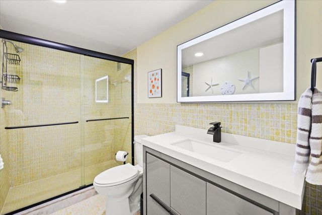 3015 N OCEAN Boulevard 18L, Fort Lauderdale, FL 33308