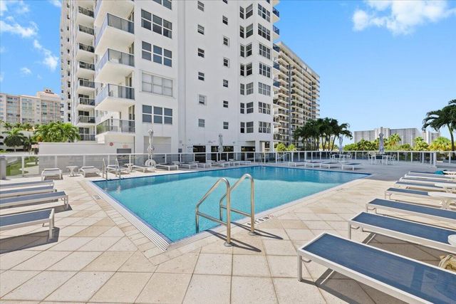 3015 N OCEAN Boulevard 18L, Fort Lauderdale, FL 33308