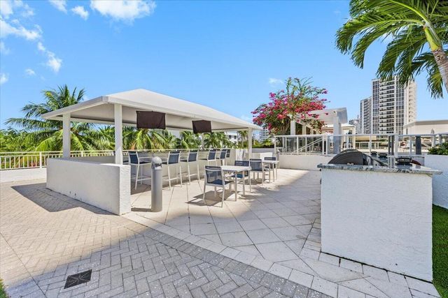 3015 N OCEAN Boulevard 18L, Fort Lauderdale, FL 33308