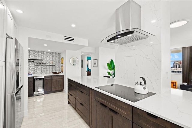 3015 N OCEAN Boulevard 18L, Fort Lauderdale, FL 33308