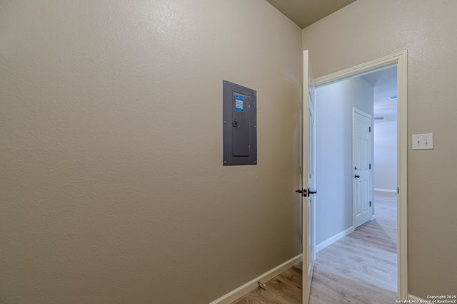 26 Ferris, San Antonio, TX 78254