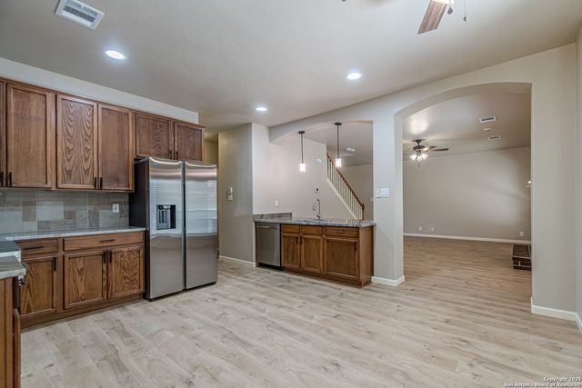 26 Ferris, San Antonio, TX 78254