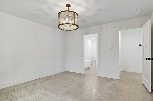 410 E 33rd Street, Houston, TX 77018