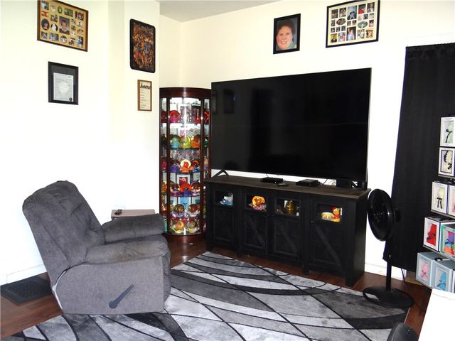 372 Diven Avenue, Elmira City, NY 14901