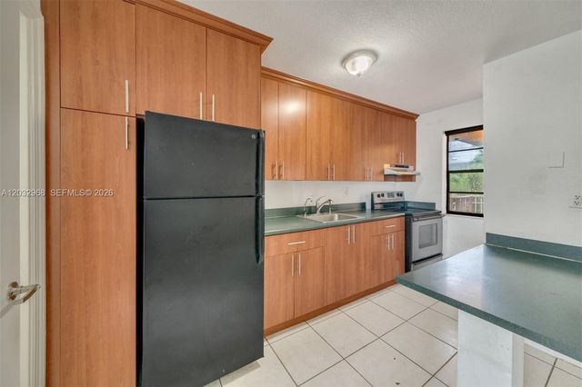 4081 N Dixie Hwy 27, Oakland Park, FL 33334
