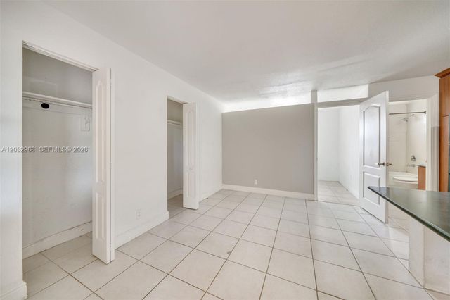 4081 N Dixie Hwy 27, Oakland Park, FL 33334