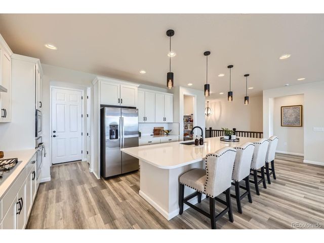 5134 Queen Ct, Arvada, CO 80002