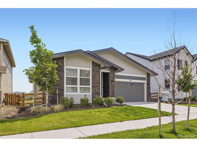 5134 Queen Ct, Arvada, CO 80002