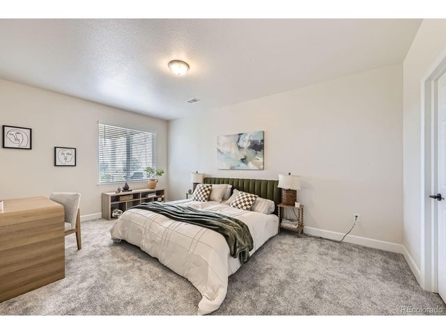 5134 Queen Ct, Arvada, CO 80002