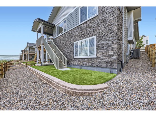 5134 Queen Ct, Arvada, CO 80002