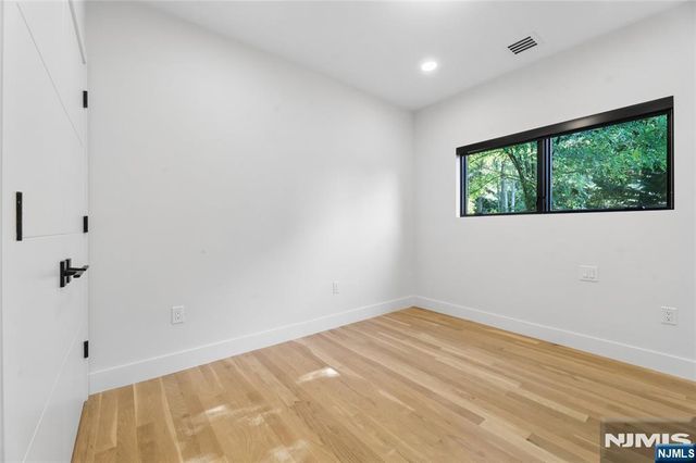 106 Prospect Terrace, Tenafly, NJ 07670