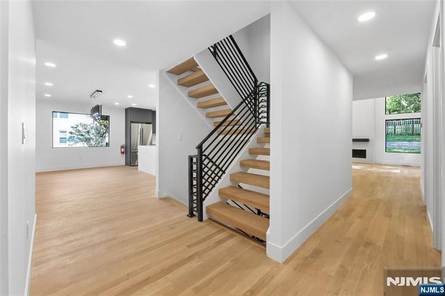 106 Prospect Terrace, Tenafly, NJ 07670