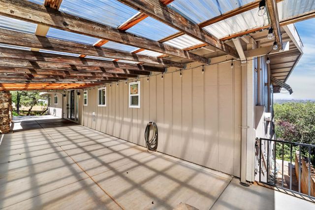 14 Sylvan Vista Dr, Auburn, CA 95603