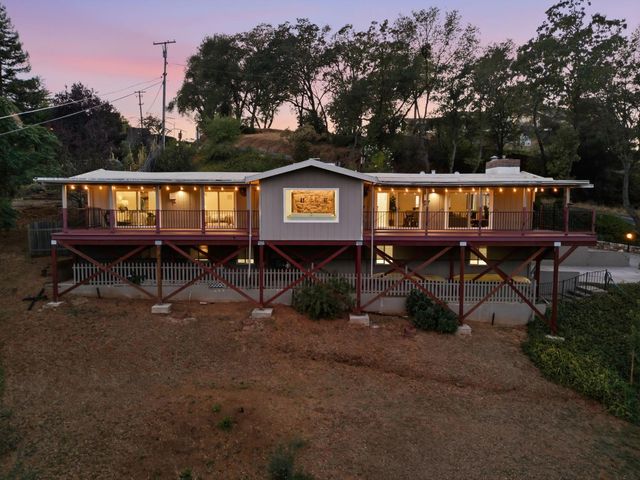 14 Sylvan Vista Dr, Auburn, CA 95603