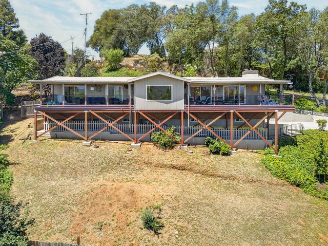 14 Sylvan Vista Dr, Auburn, CA 95603
