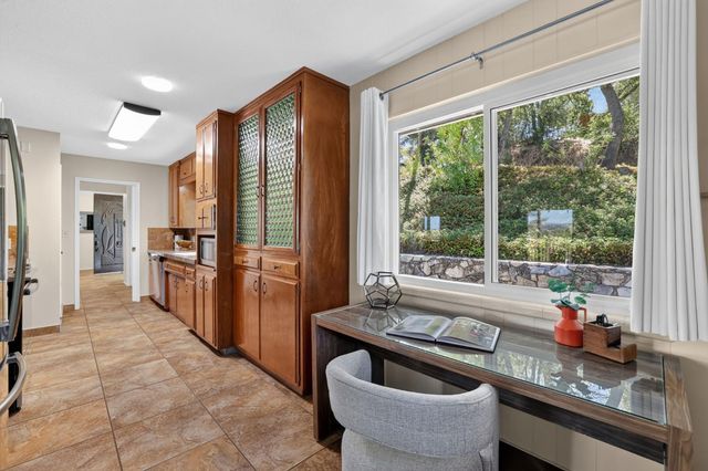 14 Sylvan Vista Dr, Auburn, CA 95603
