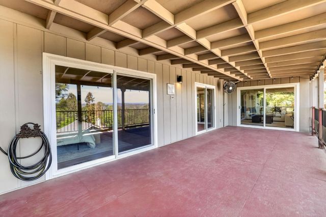 14 Sylvan Vista Dr, Auburn, CA 95603