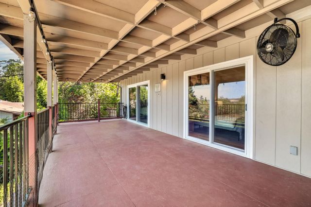 14 Sylvan Vista Dr, Auburn, CA 95603