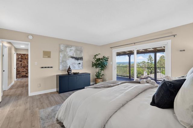 14 Sylvan Vista Dr, Auburn, CA 95603