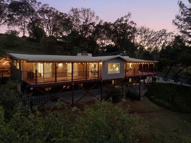 14 Sylvan Vista Dr, Auburn, CA 95603