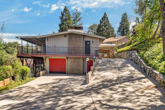 14 Sylvan Vista Dr, Auburn, CA 95603