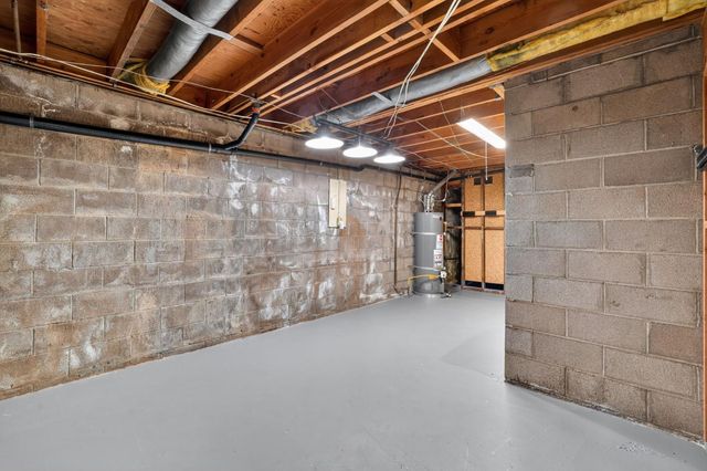 14 Sylvan Vista Dr, Auburn, CA 95603