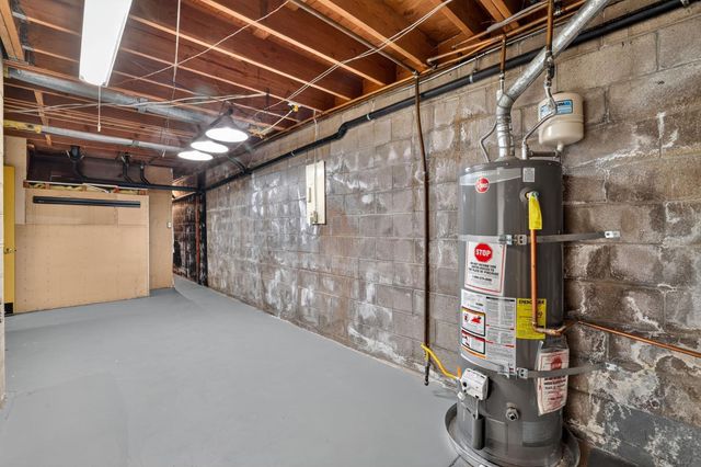 14 Sylvan Vista Dr, Auburn, CA 95603