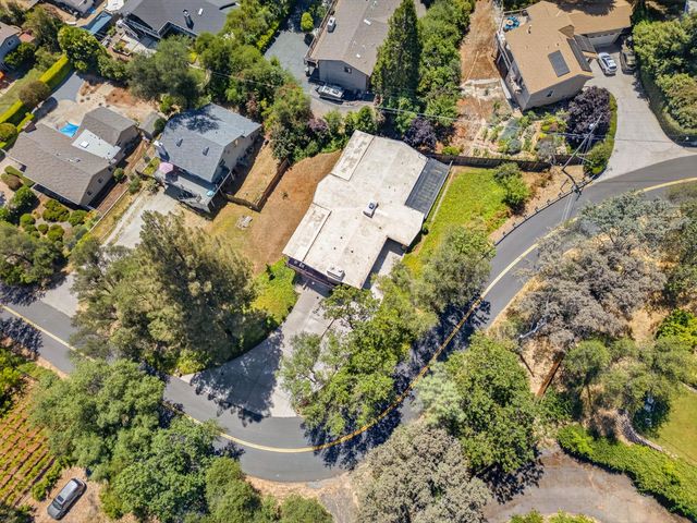 14 Sylvan Vista Dr, Auburn, CA 95603
