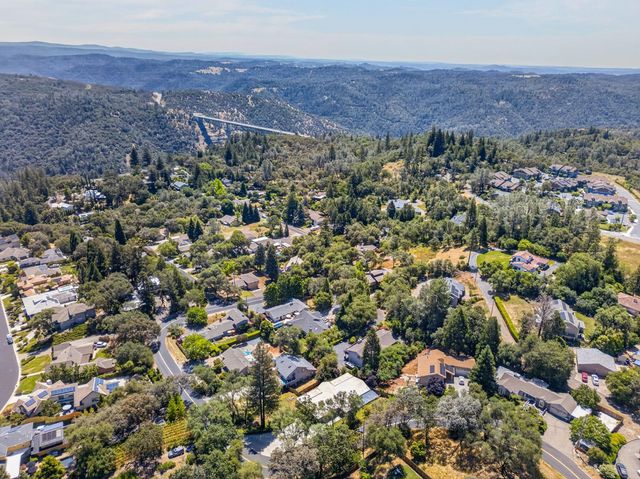 14 Sylvan Vista Dr, Auburn, CA 95603