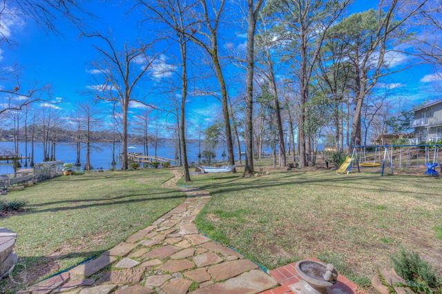 1768 Willow Point Drive, Shreveport, LA 71119